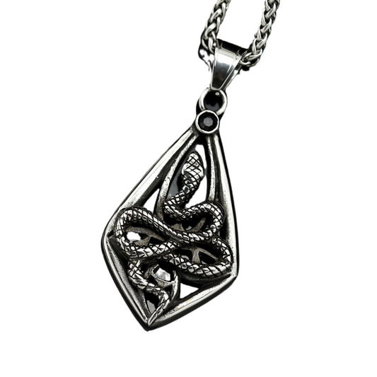 Steel Necklace – Vintage Spirit Snake Pendant For Retro Fashion Lovers Seeking Bold Statement Jewelry