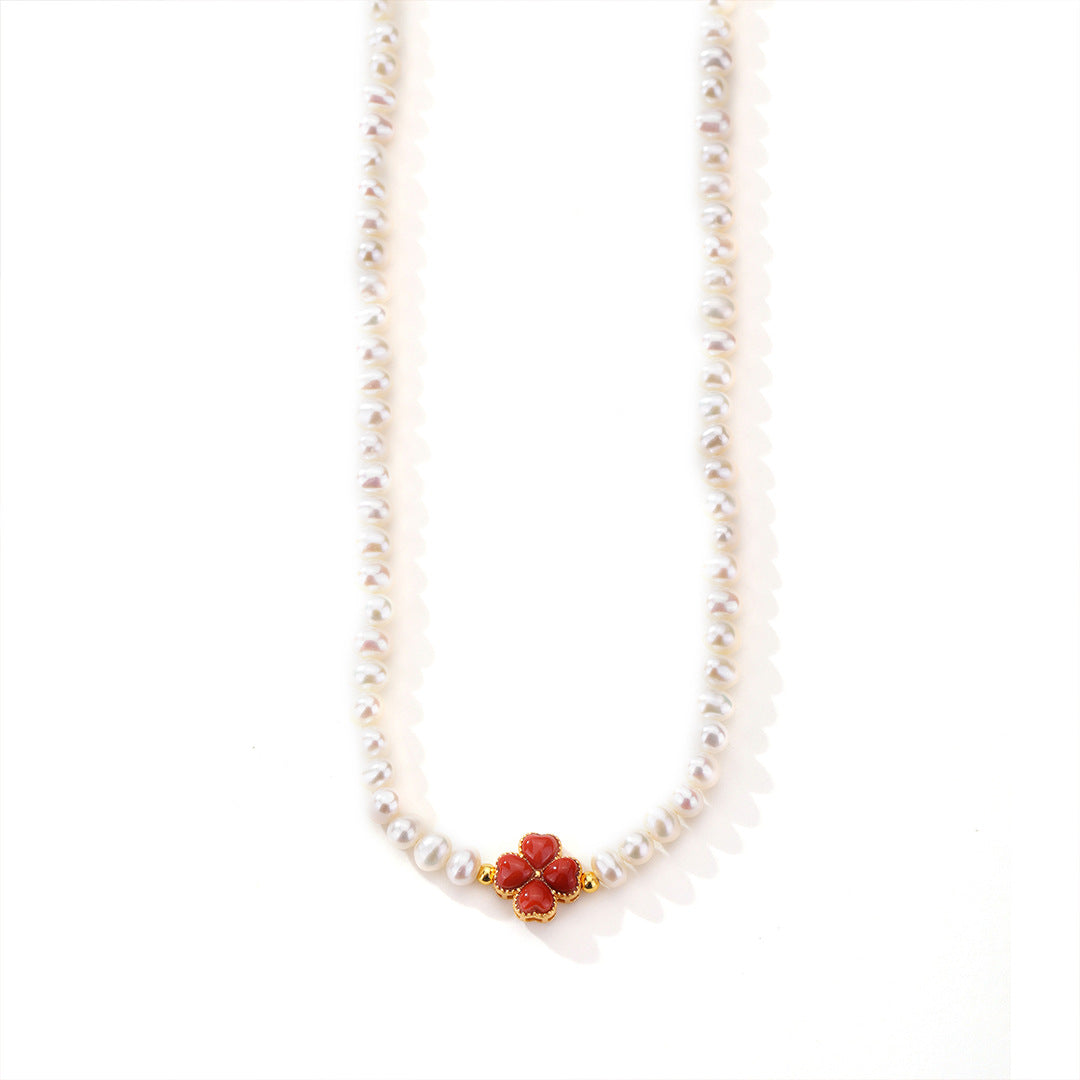 Minimalist Clover Pearl Bracelet