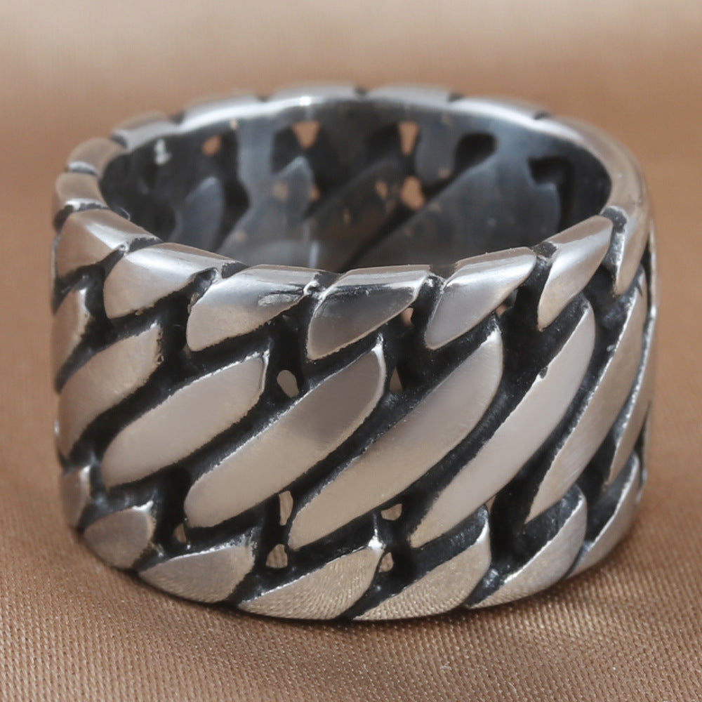 Personalized Retro Titanium Steel Locomotive Chain Ring for Men - Trendy Stainless Steel Accessories