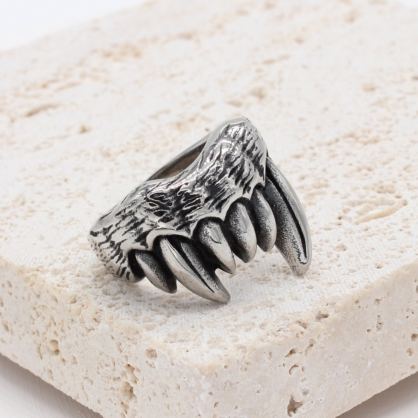 Monster Claw Fang Men's Titanium Steel Ring
