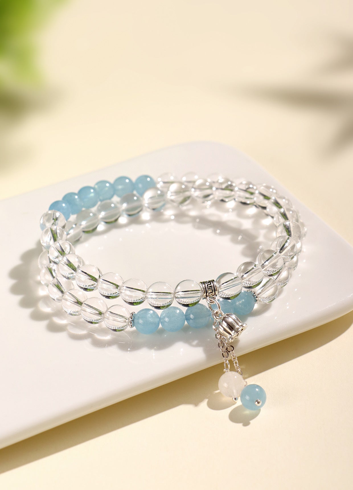 Planderful Fortune's Favor Bracelet – Elegant Aquamarine Beaded Design
