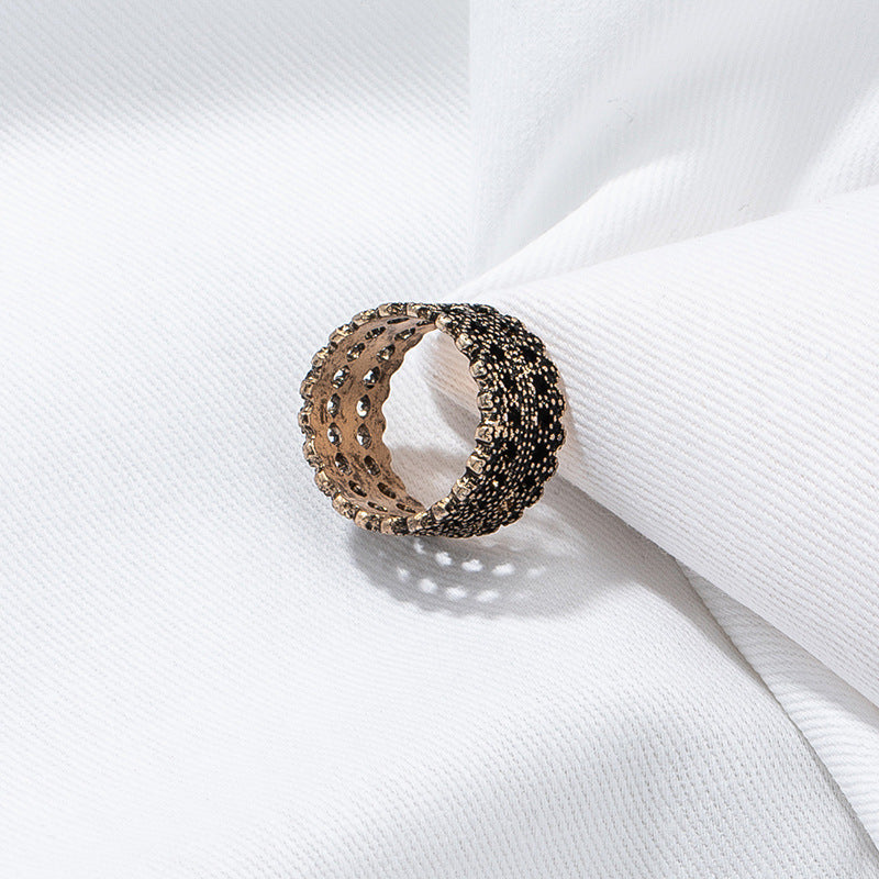 Hollow Cross-Border Retro Metal Ring - Vienna Verve Collection