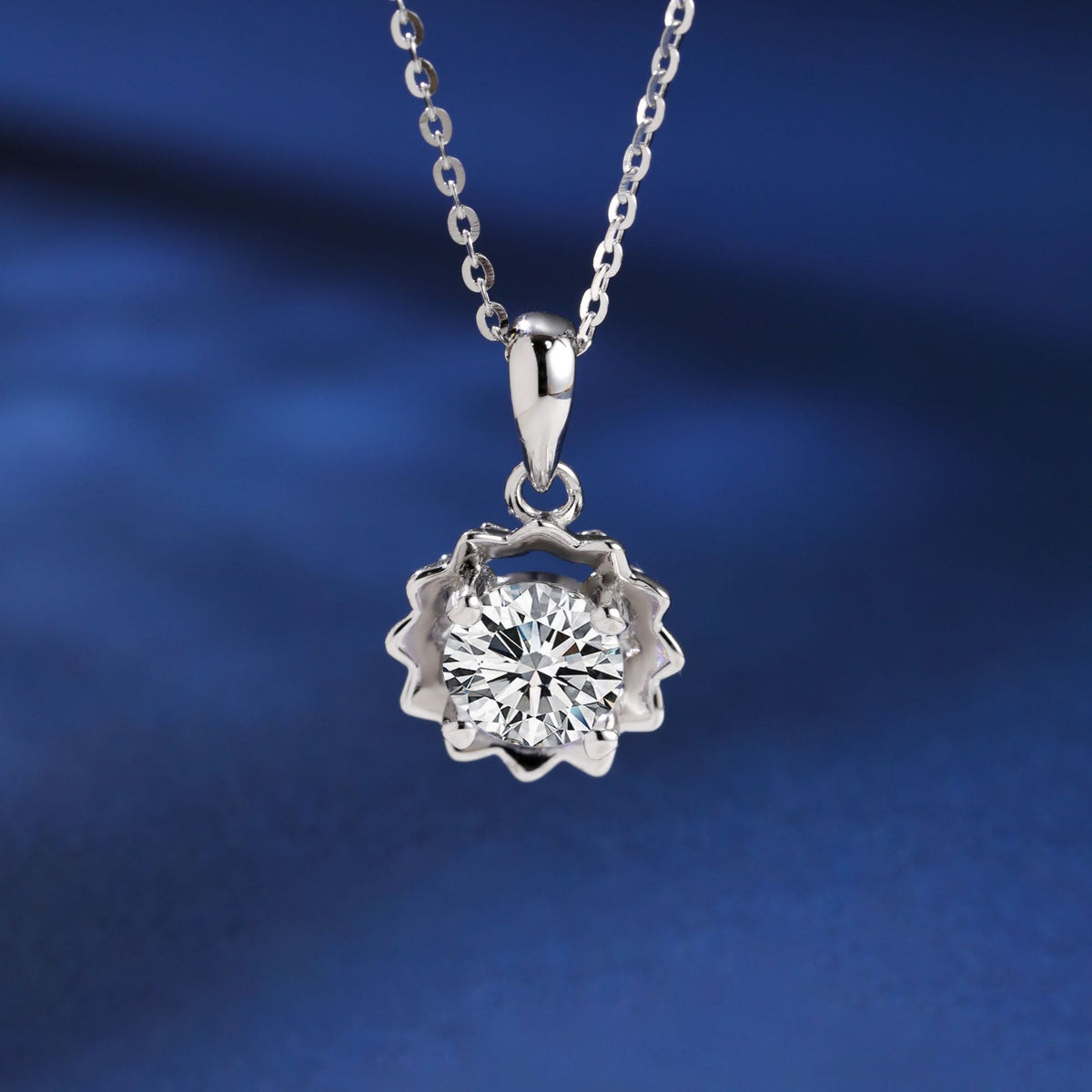 One-Carat D-Color S925 Sterling Silver Women's Pendant Necklace