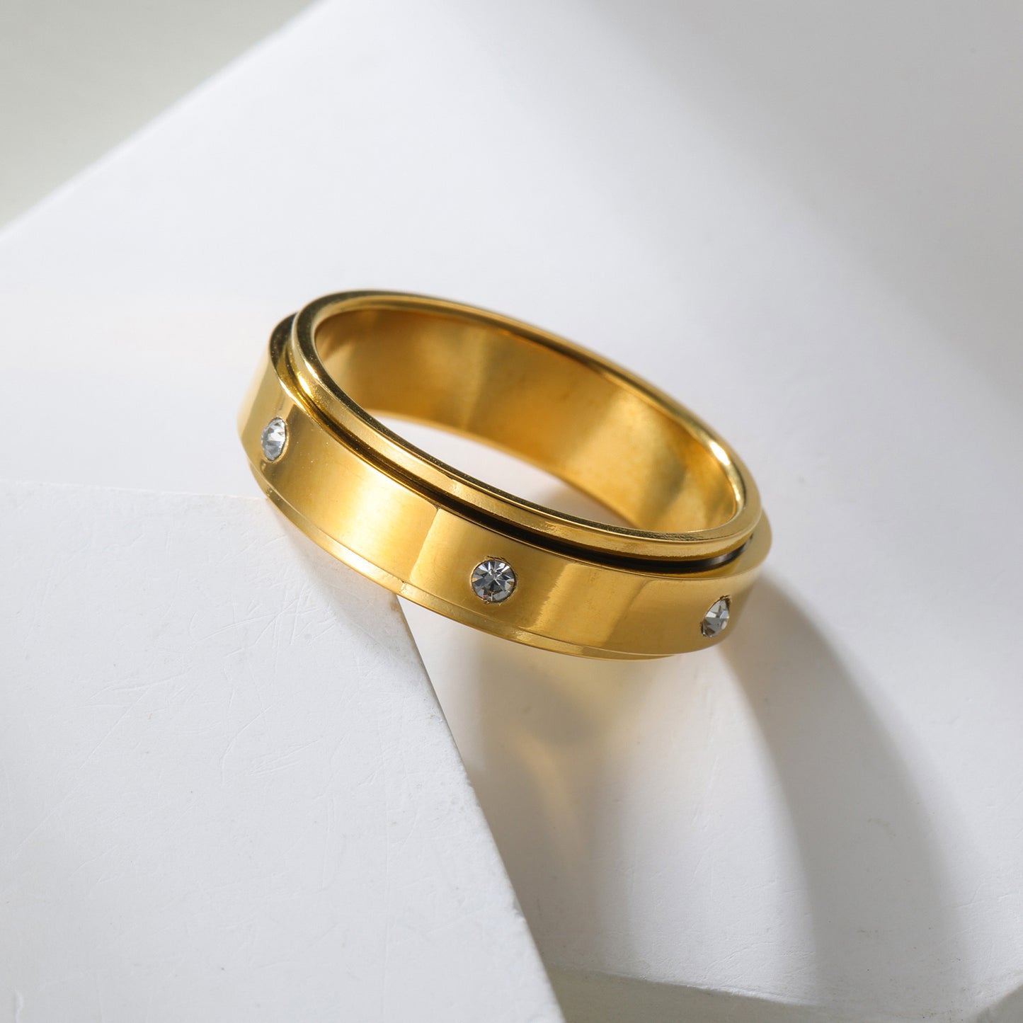 Planderful Rotating Six Zircon Ring Unisex Titanium Steel