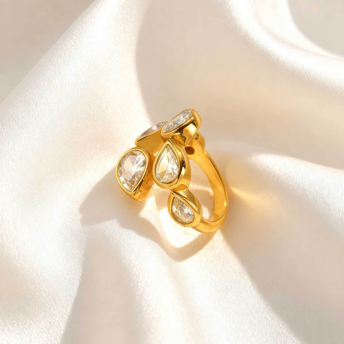 Stainless Steel Water Drop Zircon Embellishment Ring Elegant