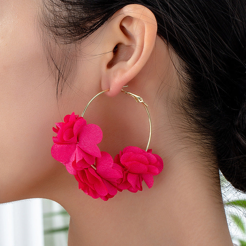 Planderful Vienna Verve Earrings – Chic Metal Circle Design