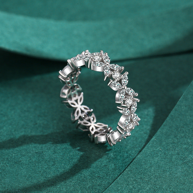 Sterling Silver Four-Leaf Clover Ring with Zircon Gems