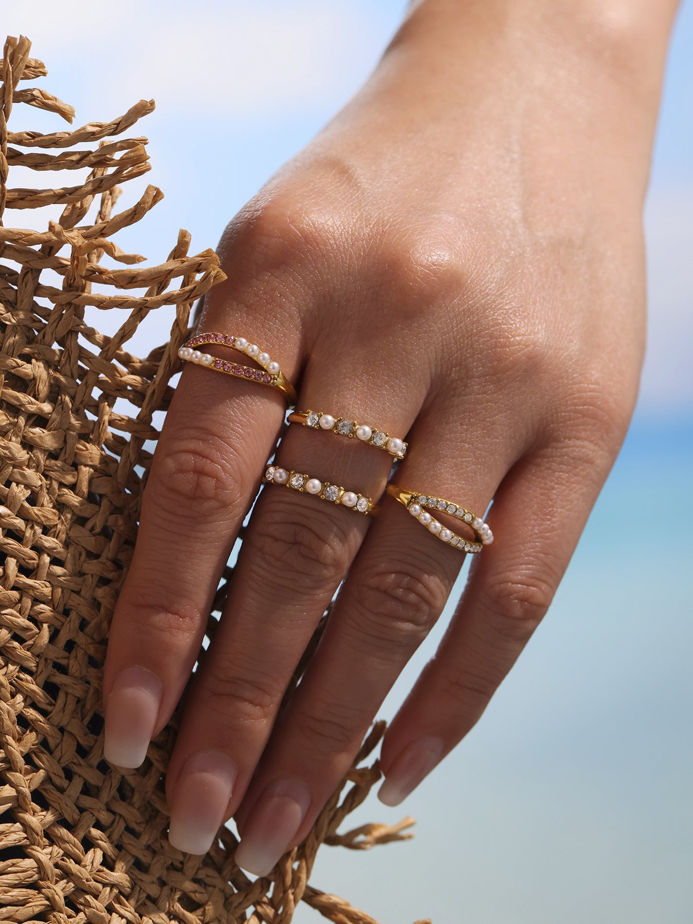 Planderful Unisex Stainless Zircon Ring Fade Resistant