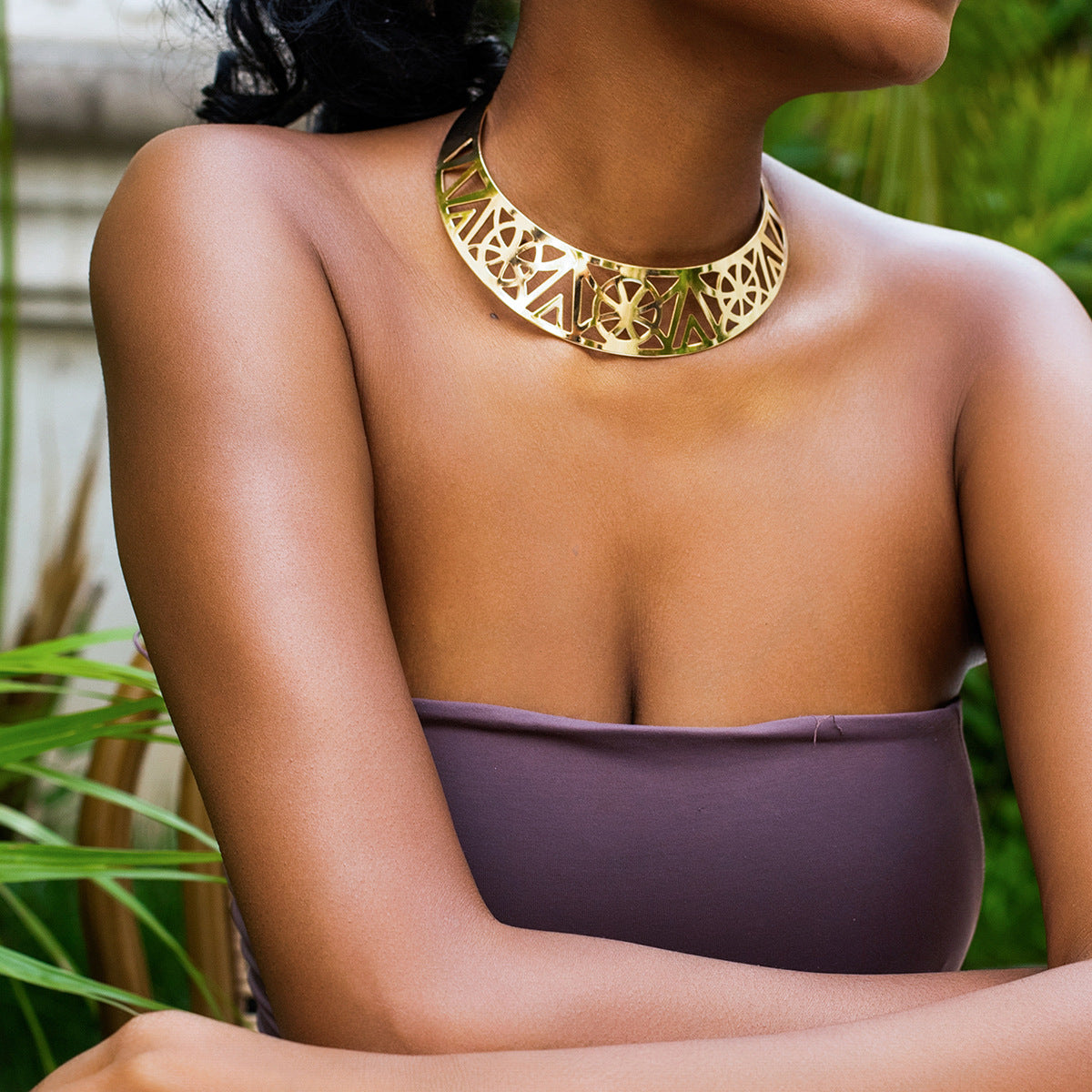 European and American Inspired Ethnic Choker Necklace with Geometric African Collar