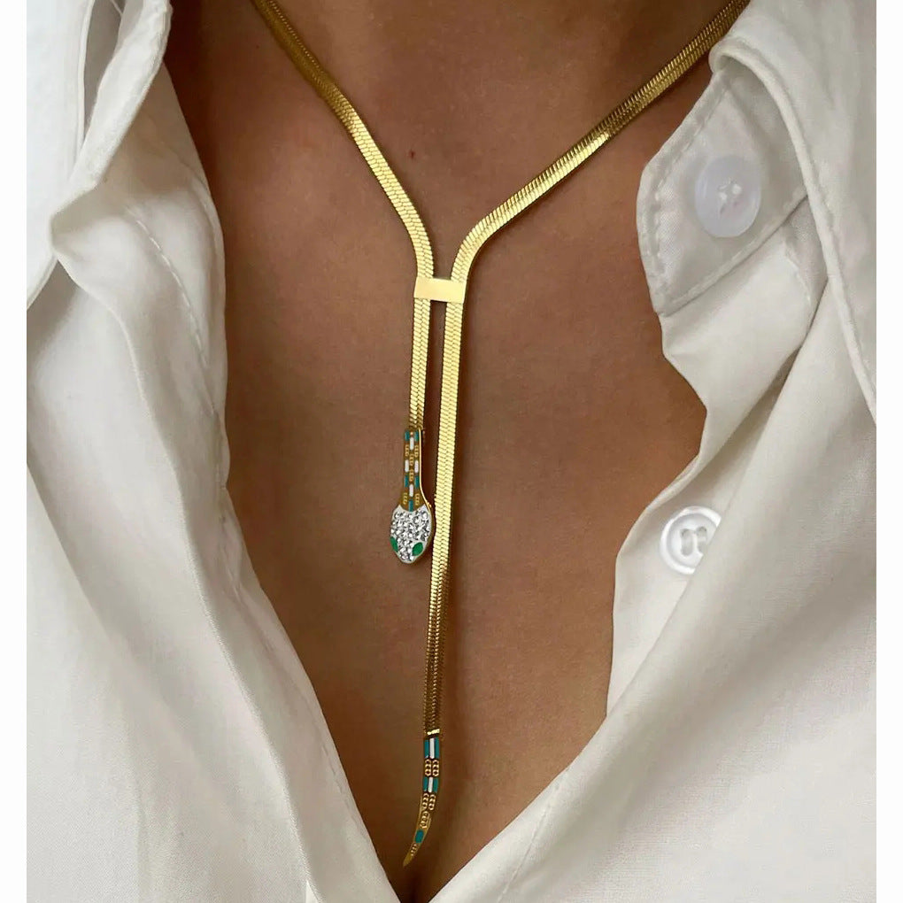 Planderful Vienna Verve Necklace – Versatile Snake-Shaped Design