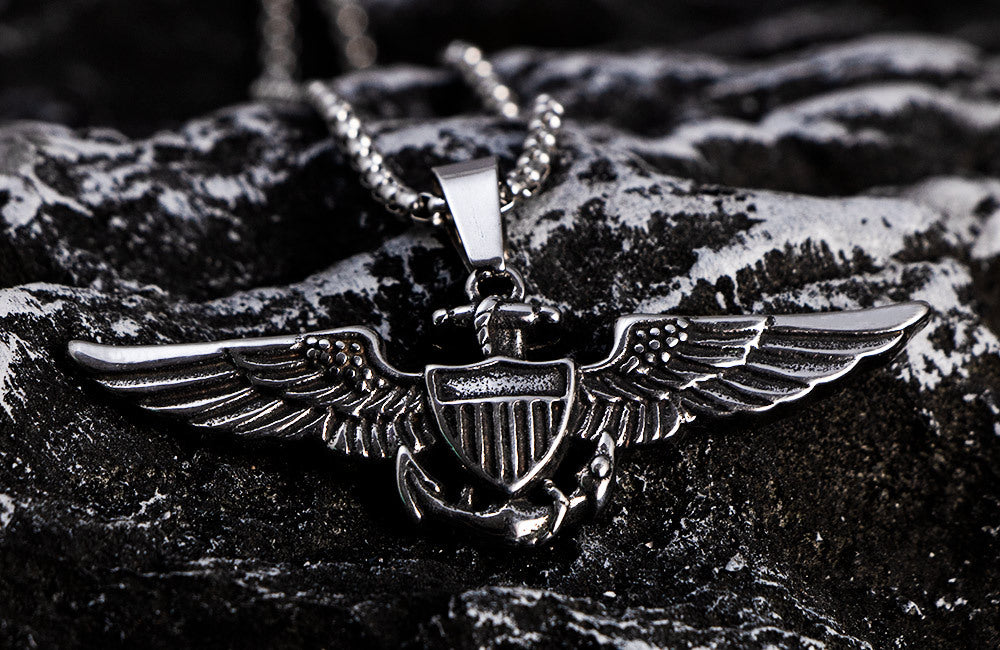 Vintage Dark Eagle Shield Pendant Necklace for Men - Cross-Border European and American Stainless Steel Design