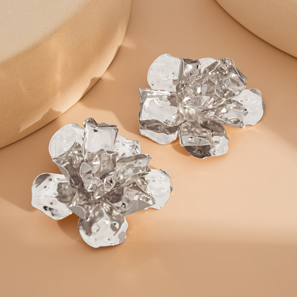 Planderful Vienna Verve Earrings – Exaggerated Metal Flower Design