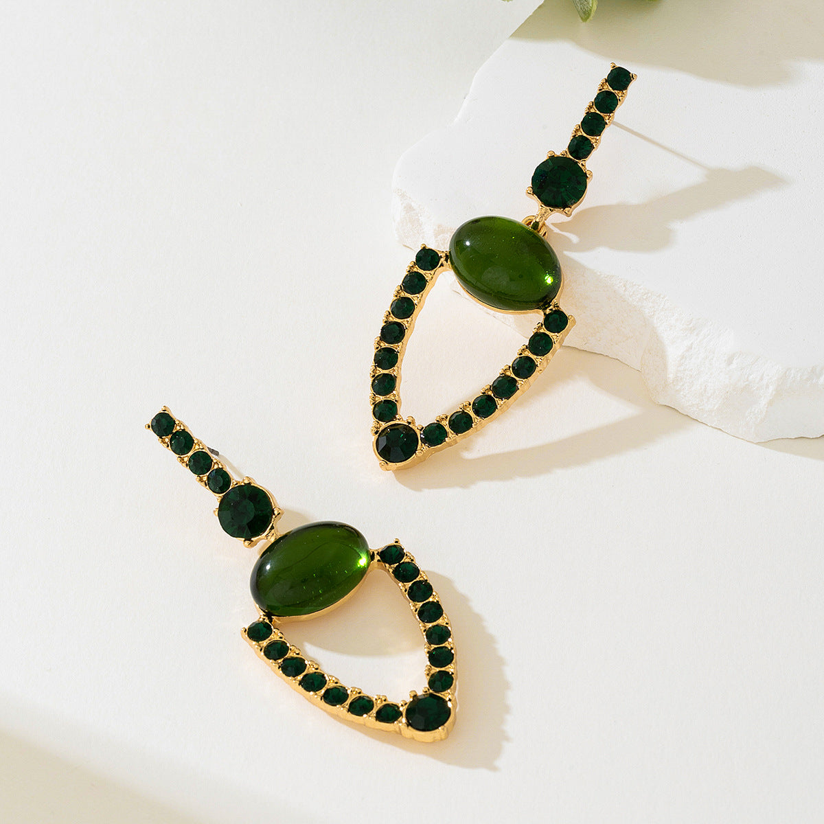 Planderful Vienna Verve Earrings – Stylish Retro Geometric Design