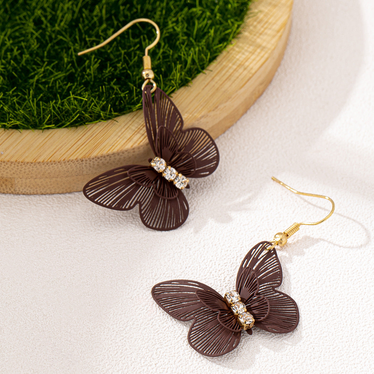 Planderful Vienna Verve Earrings – Fashionable Luxury Design for Multi-Occasion Wear