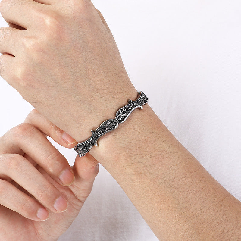 Nordic Viking Celtic Knot Crow – Punk Style Bamboo Feathers Stainless Steel Man Bracelet