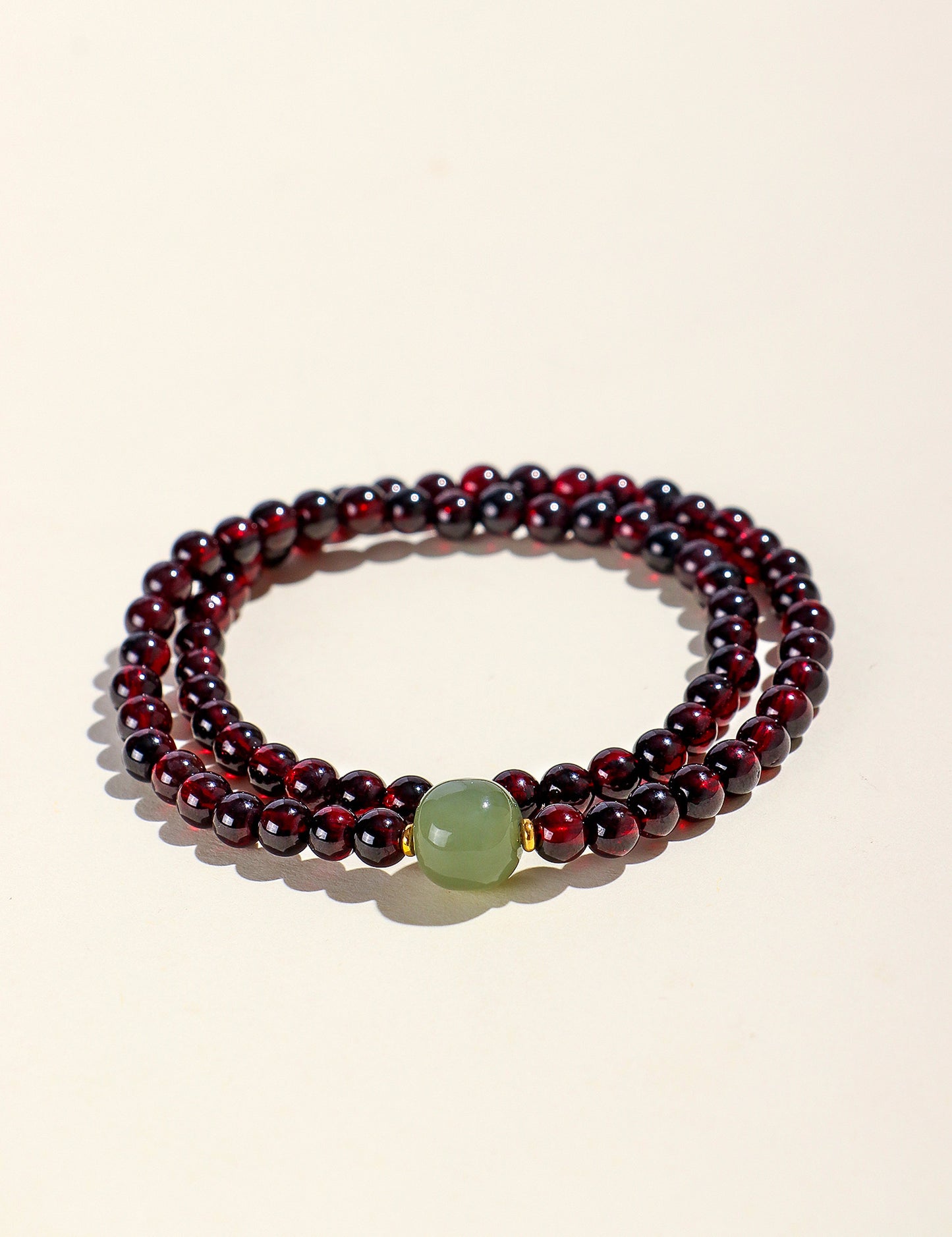 Planderful Fortune's Favor Bracelet – Elegant Natural Garnet and Hetian Jade Design