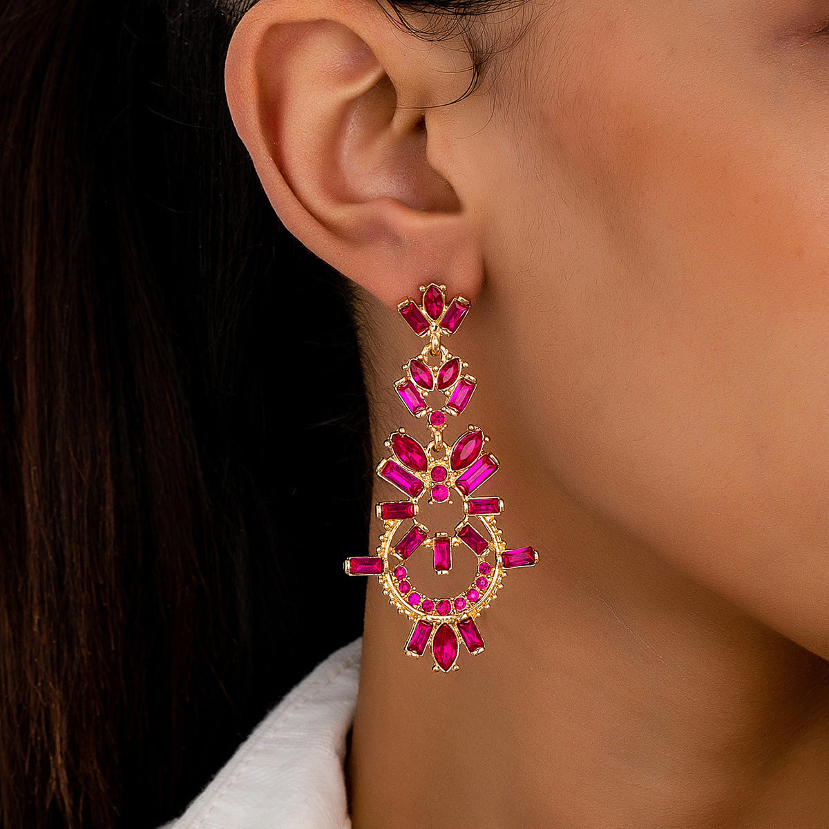 Planderful Vienna Verve Earrings – Luxurious Elegant Design