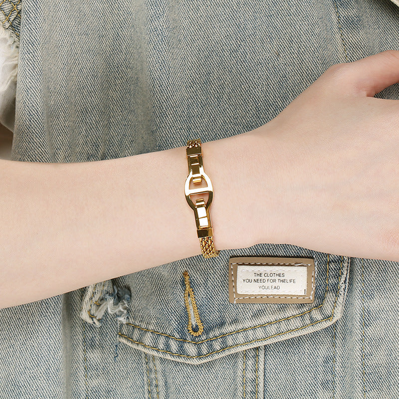 Niche Design Unisex Stainless Steel Flat Mesh Chain Chain Character Bracelet Adjustable