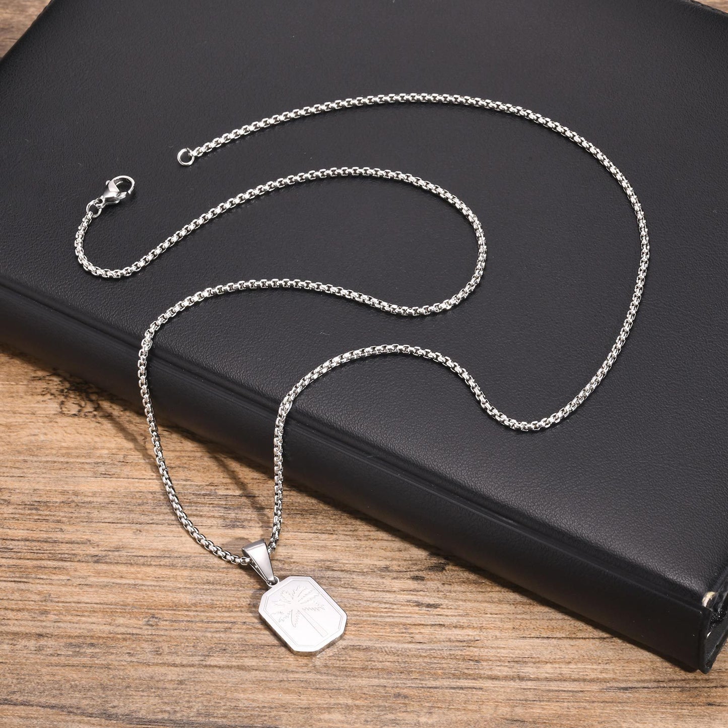 Jewelry Stainless Steel Corroded Palm Tree Pendant Necklace