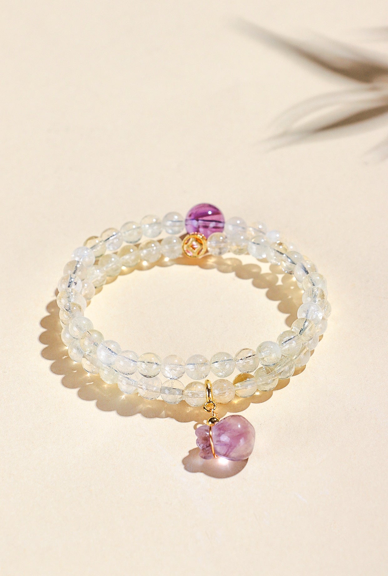 Planderful Fortune's Favor Bracelet – Elegant Natural Yellow Asai Beads