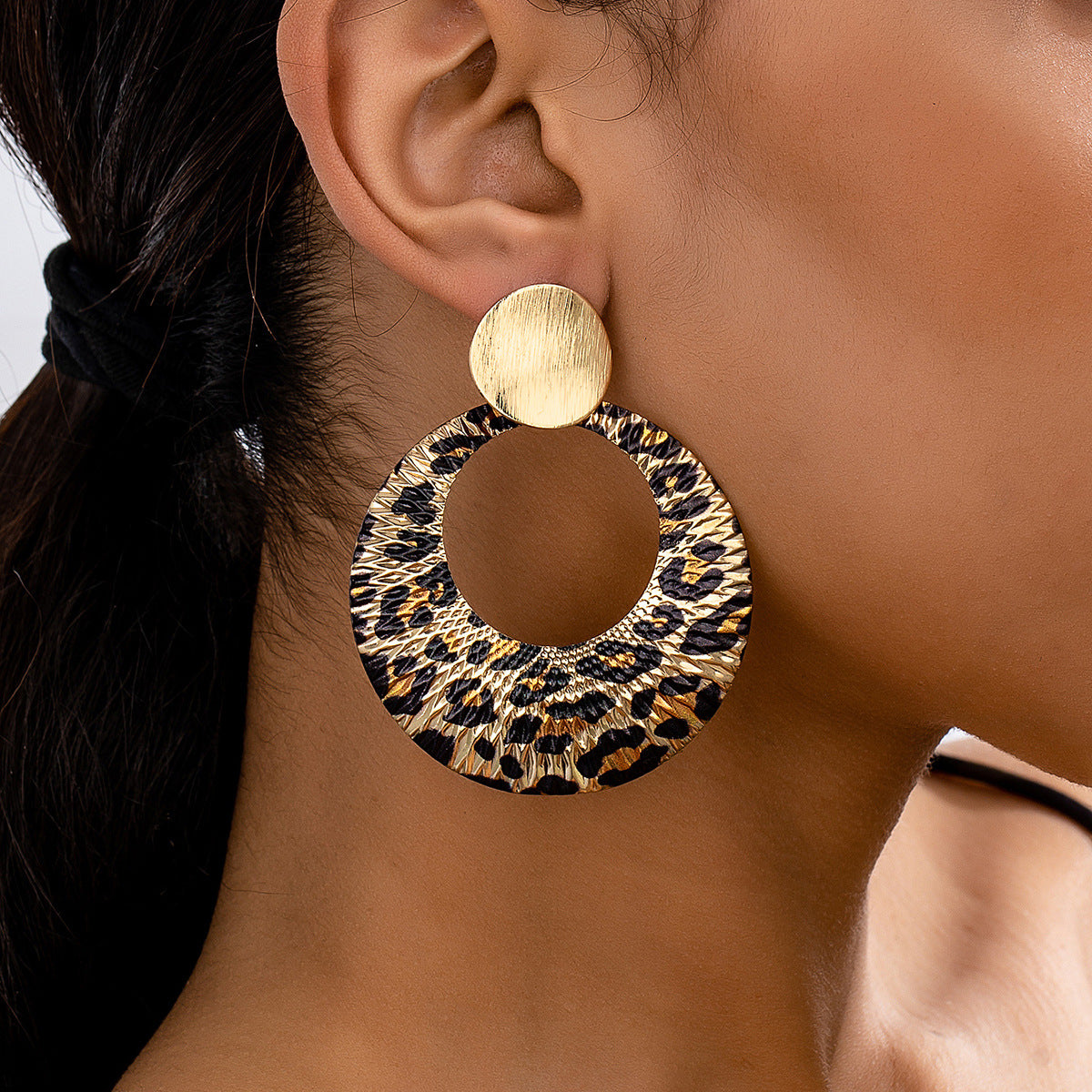 Planderful Vienna Verve Earrings – Stylish Leopard Print Design