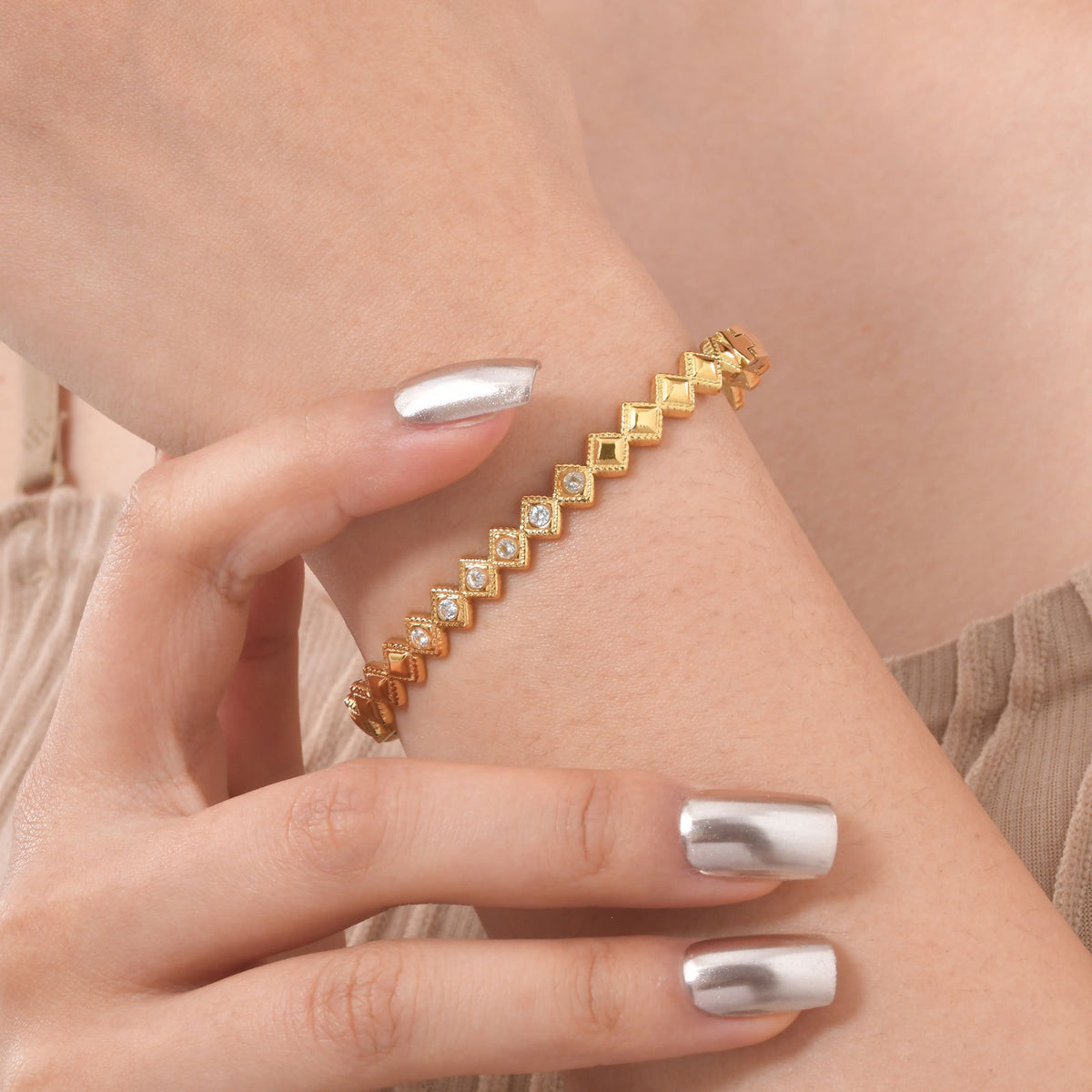 Zircon Geometric Gold-Plated Stainless Steel Bracelet for Women