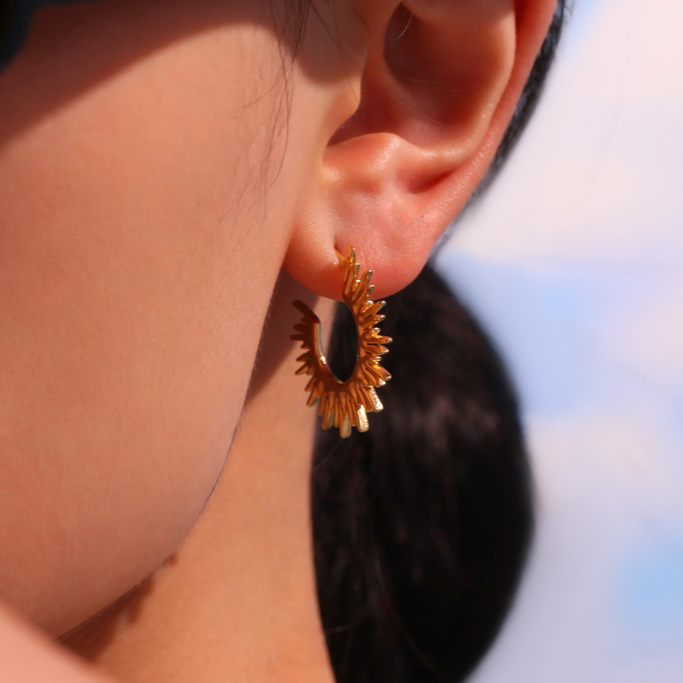 Planderful Sunflower Ray Earrings Gorgeous 18K Gold For Her