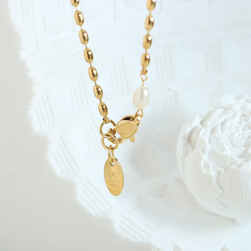 Pearlescent Elegance Necklace with Lobster Buckle - Gold-Plated Titanium Steel Chain