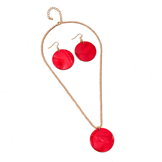 Holiday Chic Red Shell Pendant Necklace and Earrings Set
