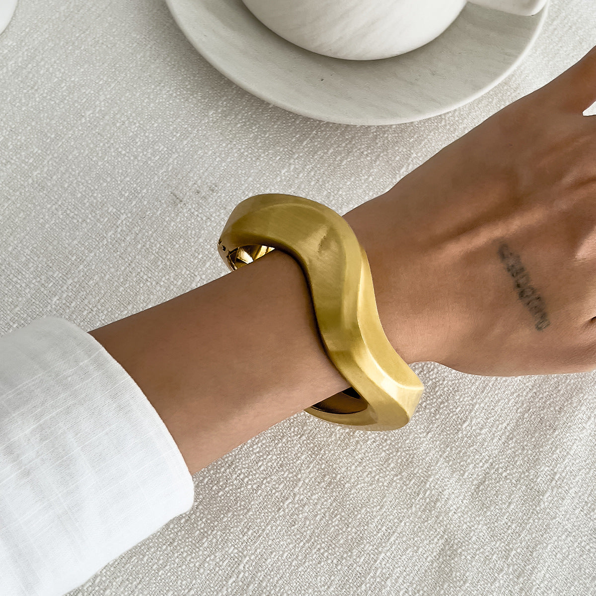 Planderful Vienna Verve Metal Bracelet For Women Edgy Street Style Statement Jewelry