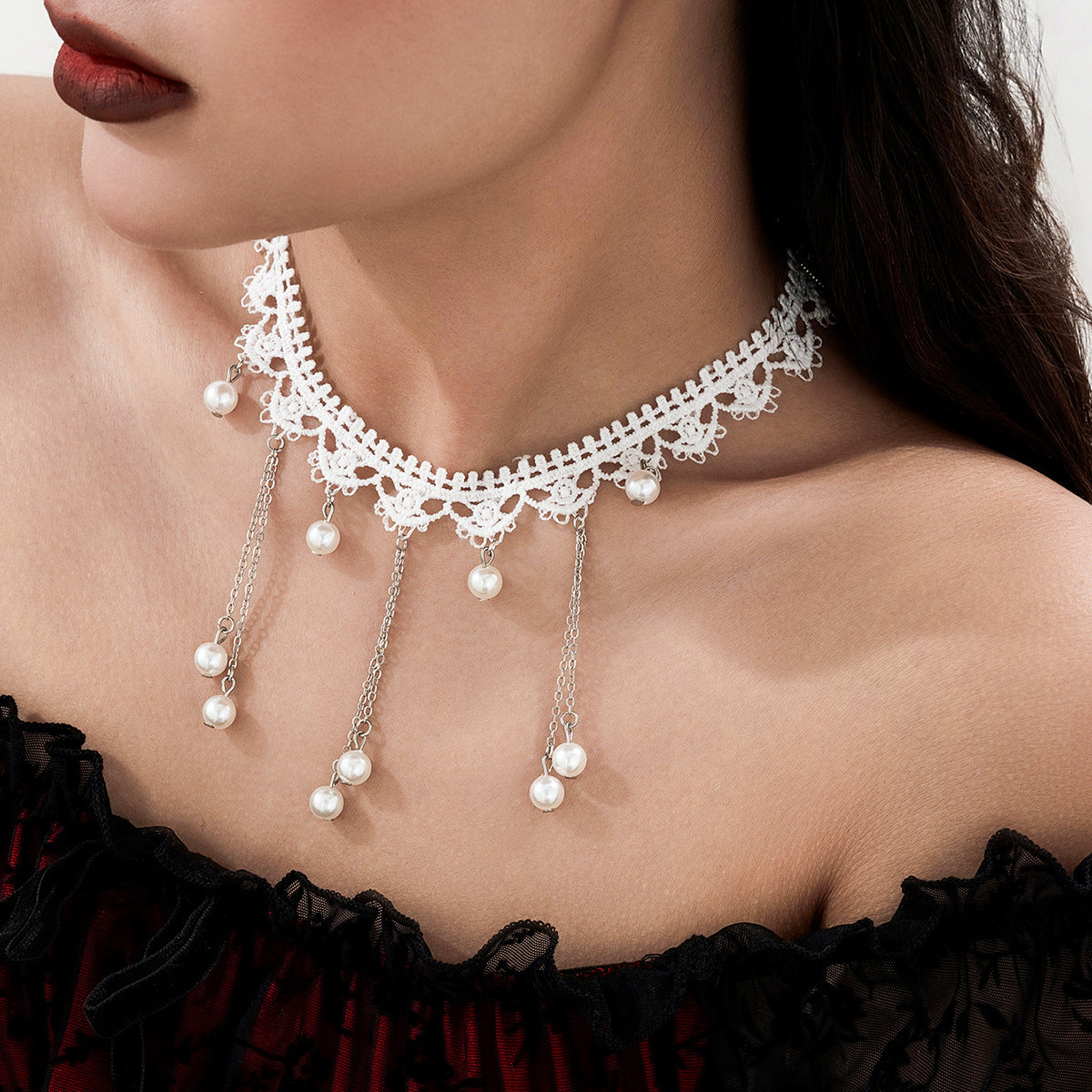 Lace & Pearl-Style Choker Set
