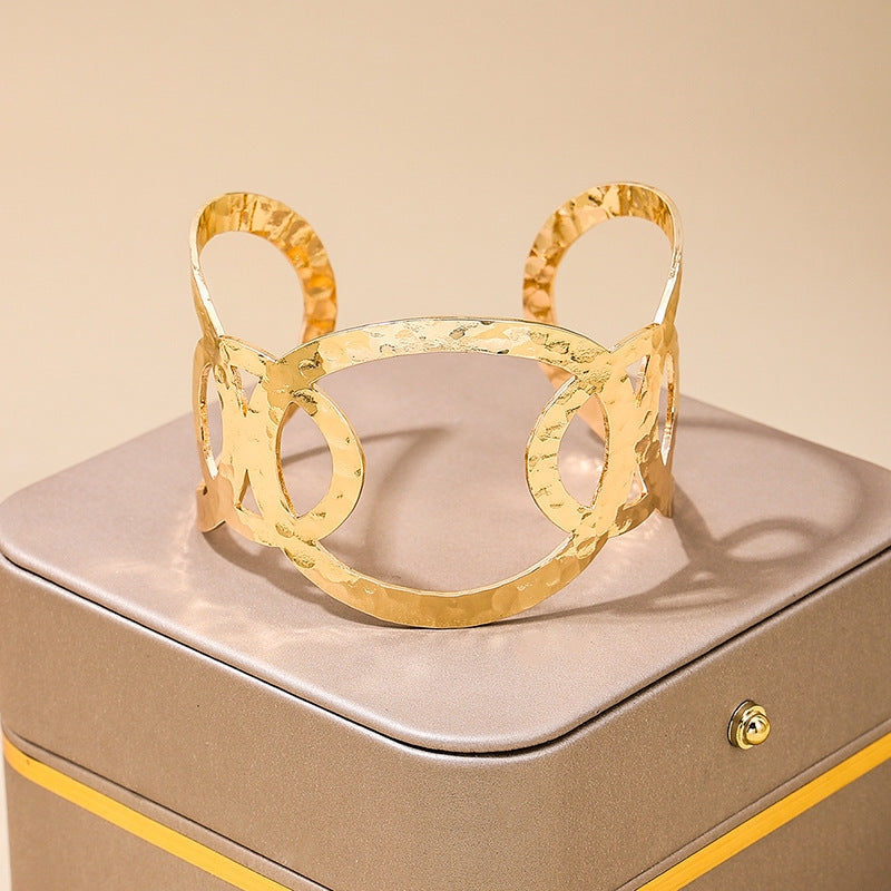 Exaggerated European Charm Bracelets - Vienna Verve Collection