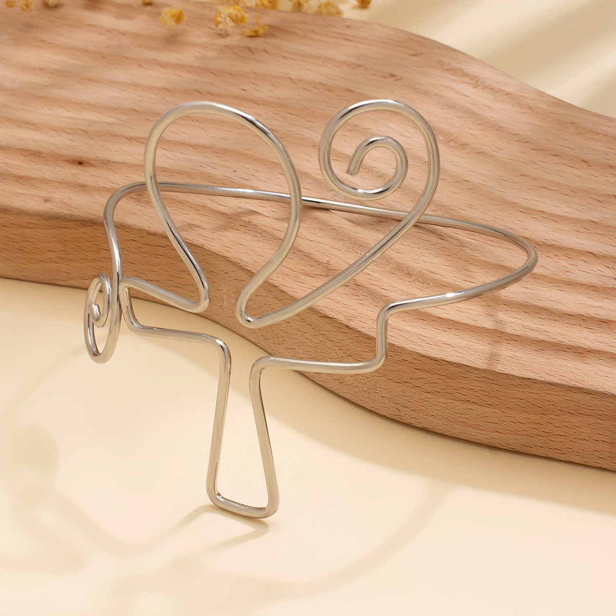 Planderful Vienna Verve Flower Twist Arm Bracelet Irregular Winding Metal Statement Jewelry For Fashion Lovers
