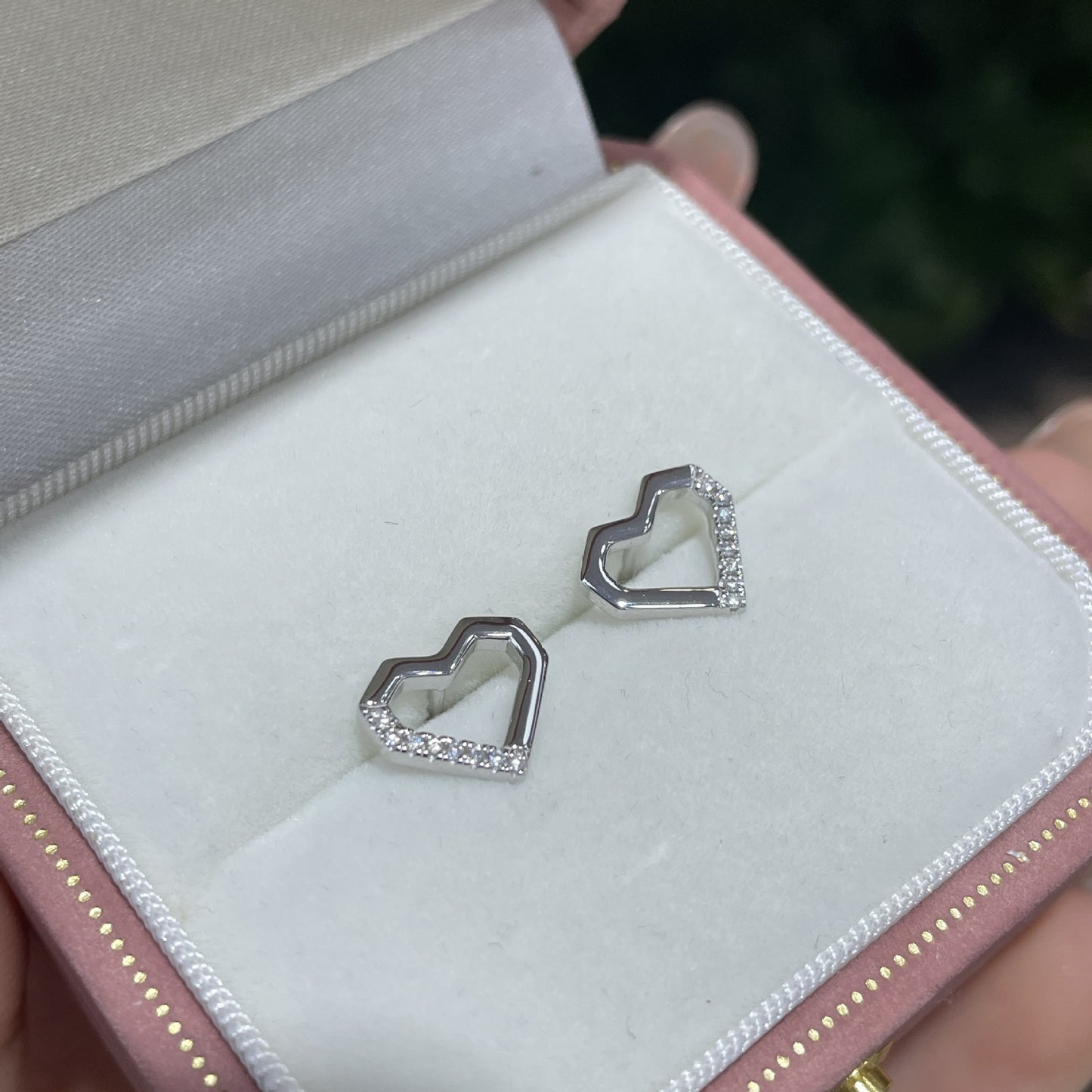 Moissanite Heart Stud Earrings S925 Silver Planderful Elegant Gift For Her Glittering DVVS3EX Stones