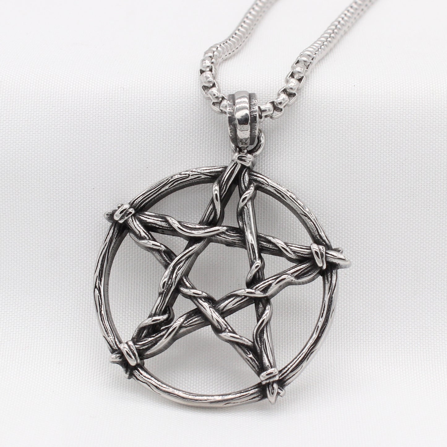 Personalized Retro Five-Star Men's Pendant in Titanium Steel - European and American Style