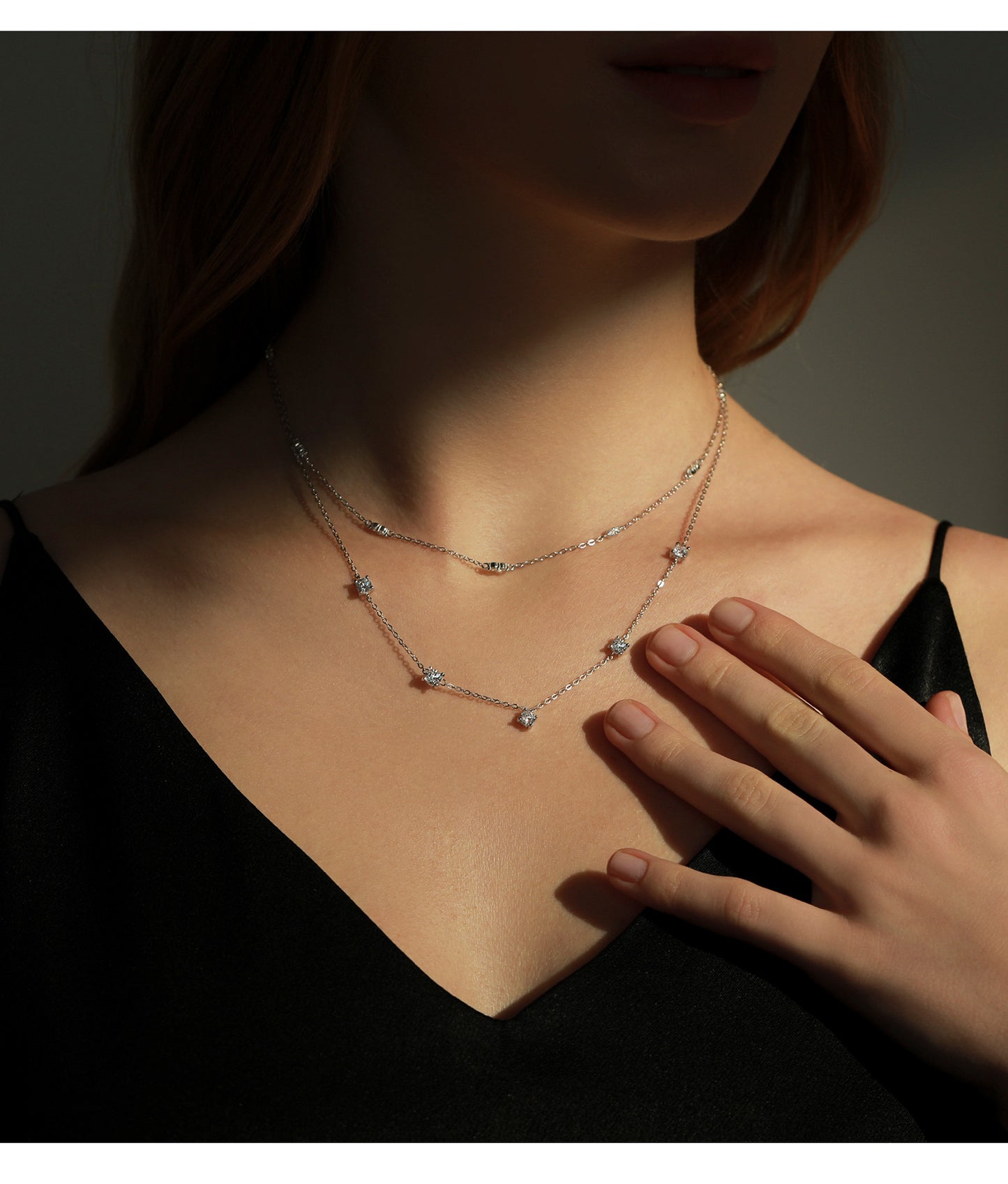 Planderful Everyday Genie Necklace – Elegant and Bright Collarbone Chain for Girls