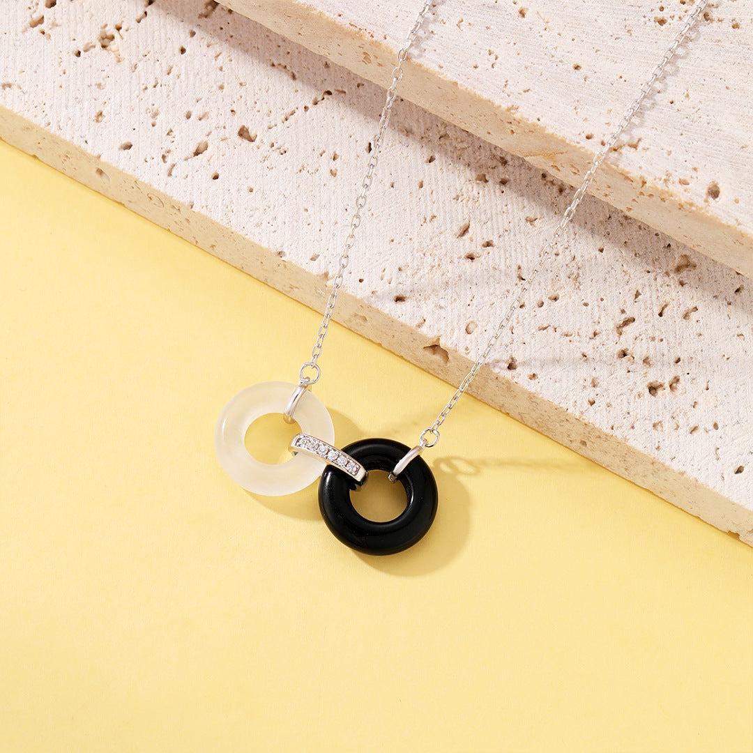 Ins Black And White Double Ring Safety Buckle Necklace Female S925 Sterling Silver Light Luxury High-End Trendy Cool Collarbone Chain