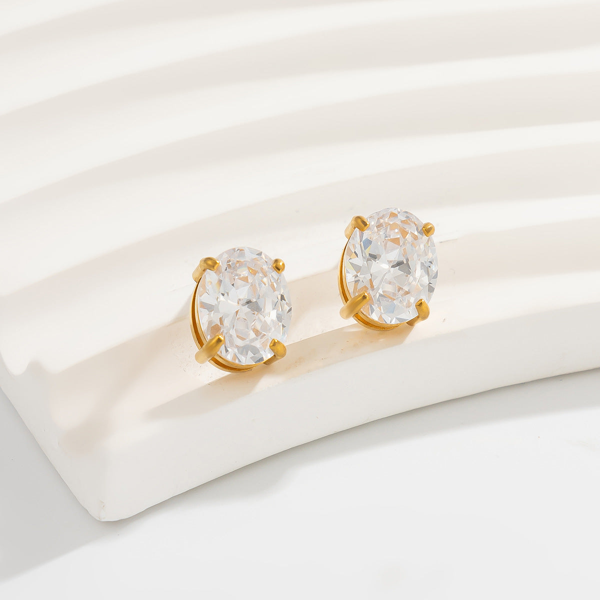 Planderful Vienna Verve Love Shaped Zircon Stainless Steel Stud Earrings For Daily Wear Fashion Lovers