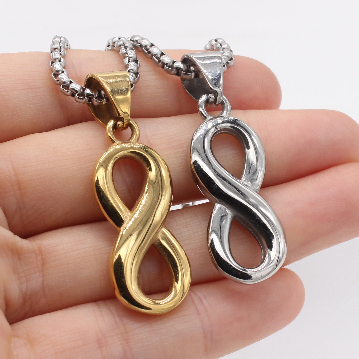 Planderful Jewelry Personalized Men's Vintage Pendant in Steel European Inspired