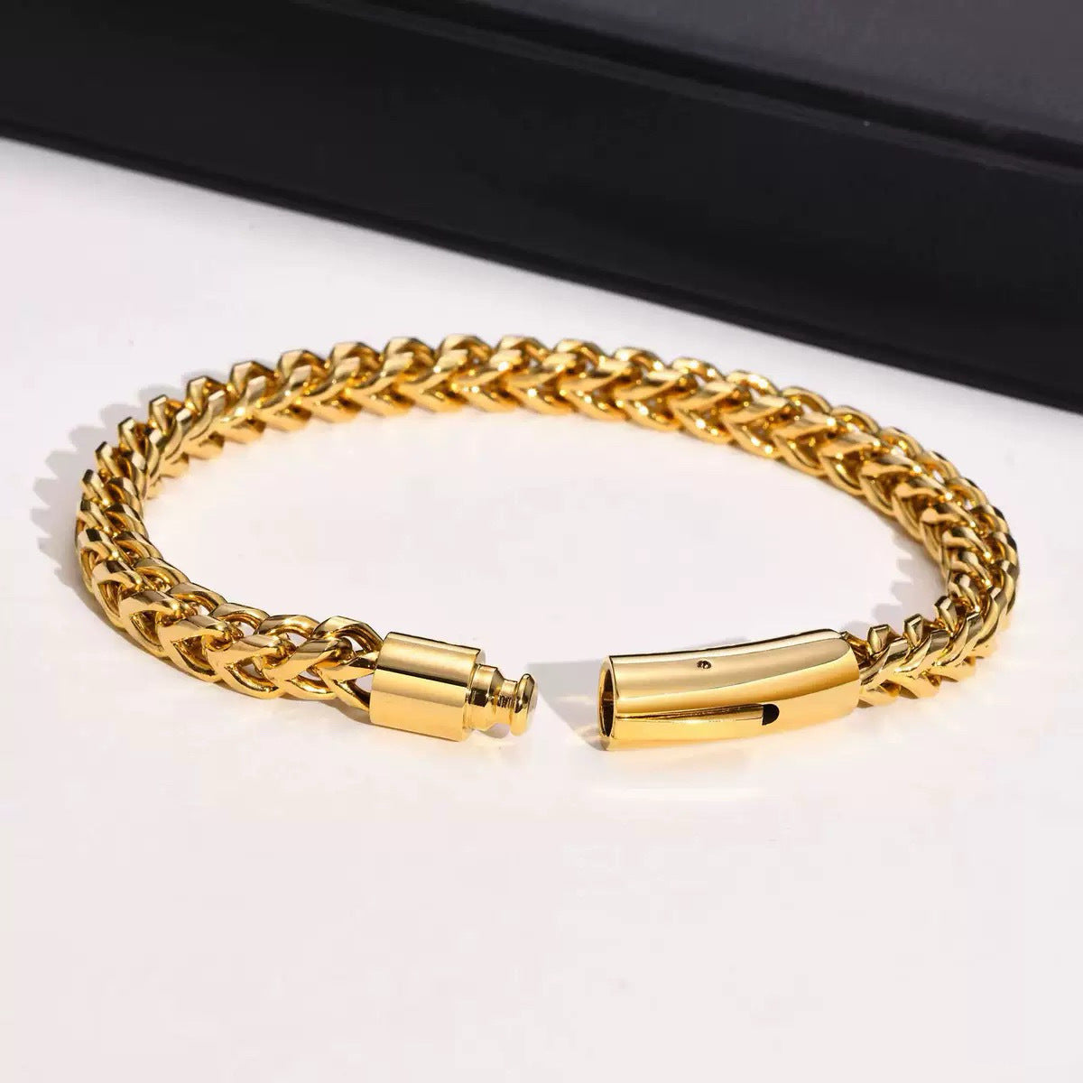 Stainless Steel Mens Bracelet Planderful Everyday Genie Spring Snap Front Back Chain
