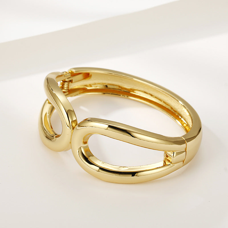 Hollow Zinc Alloy Bracelet with European & American Design Focus - Vienna Verve Collection