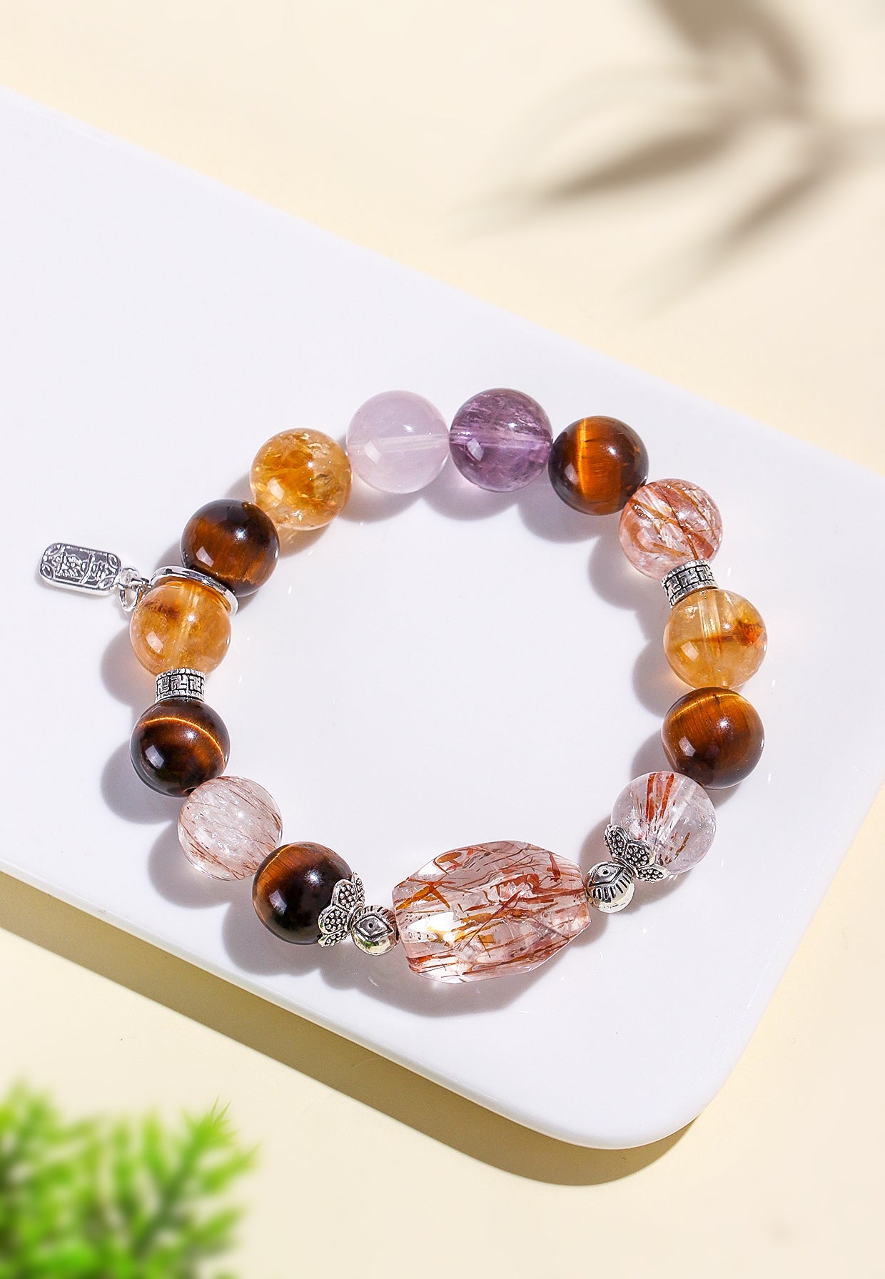 Planderful Fortune's Favor Bracelet – Exquisite Crystal Design