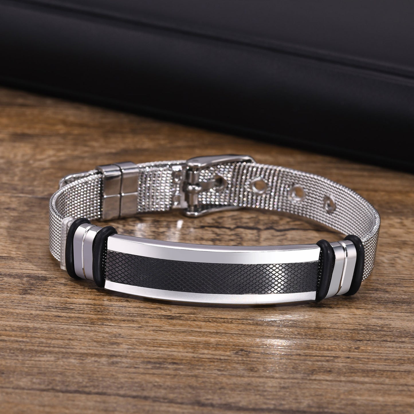 New Men's Stainless Steel Curved Mesh Strap Bracelet