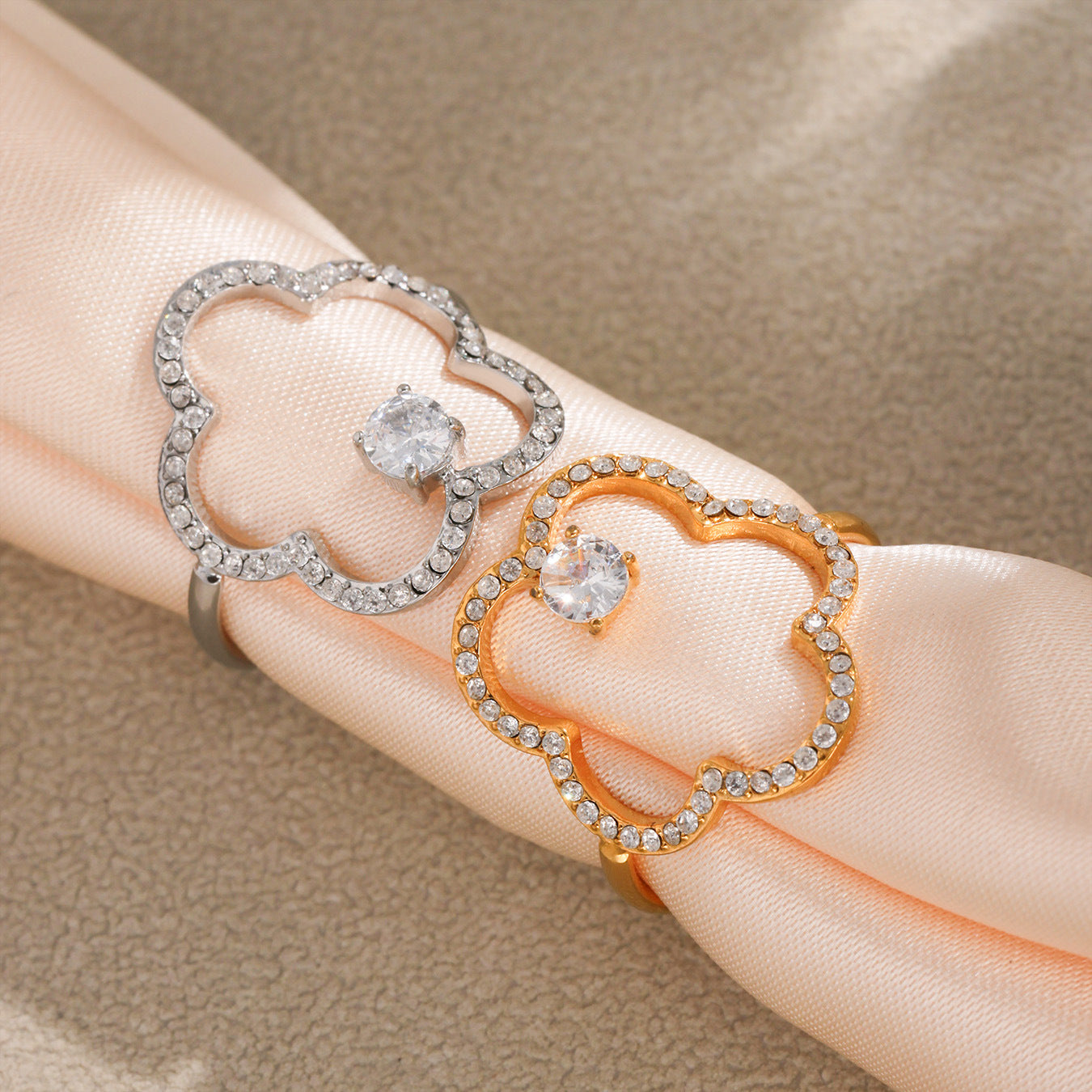 Planderful Zircon Flower Ring 18K Gold Elegant For Women