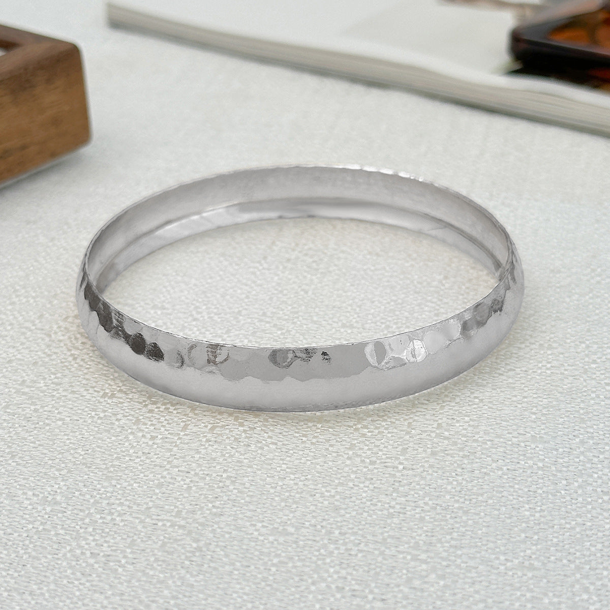 Planderful Crushed Ice Pattern Bracelet For Women Elegant Geometric Minimalist Statement Jewelry
