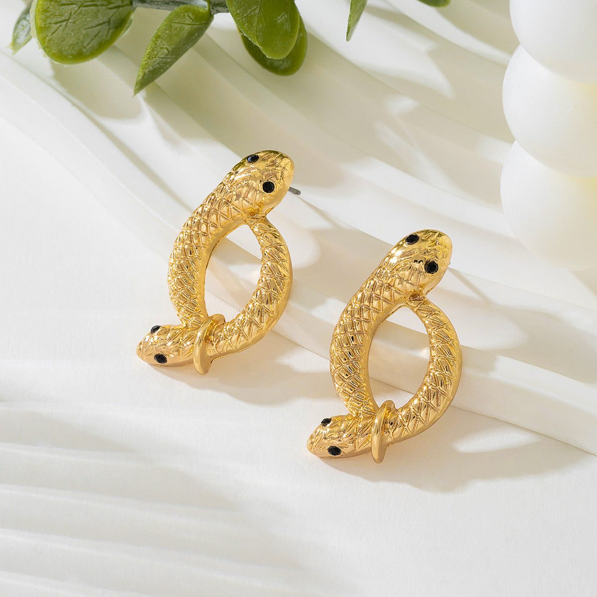 Fashionable Snake Head Necklace Earrings Set for Women