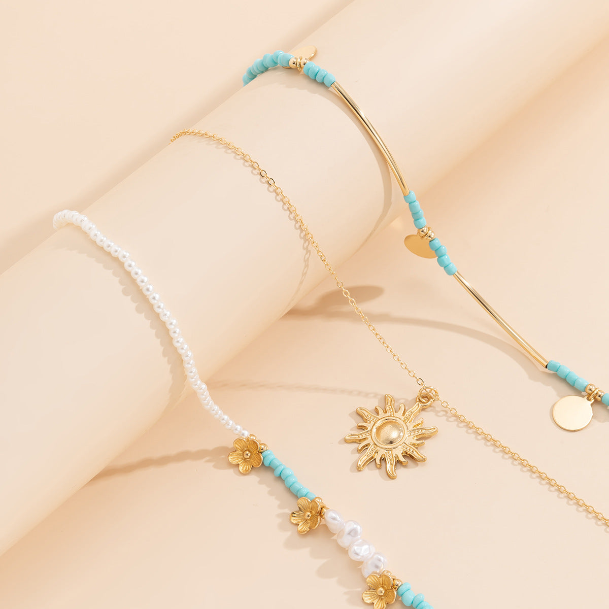 Planderful Vienna Verve Layered Imitation Pearl Necklace With Sequined Bead Flower Pendant For Fashion Forward Women