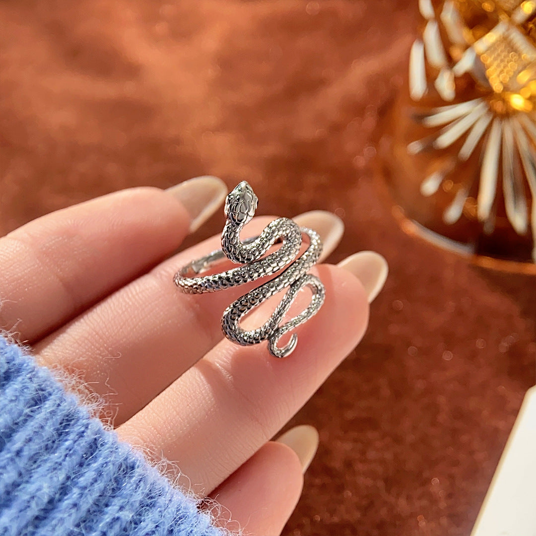Planderful S925 Sterling Silver Snake Ring – Elegant Light Luxury Design