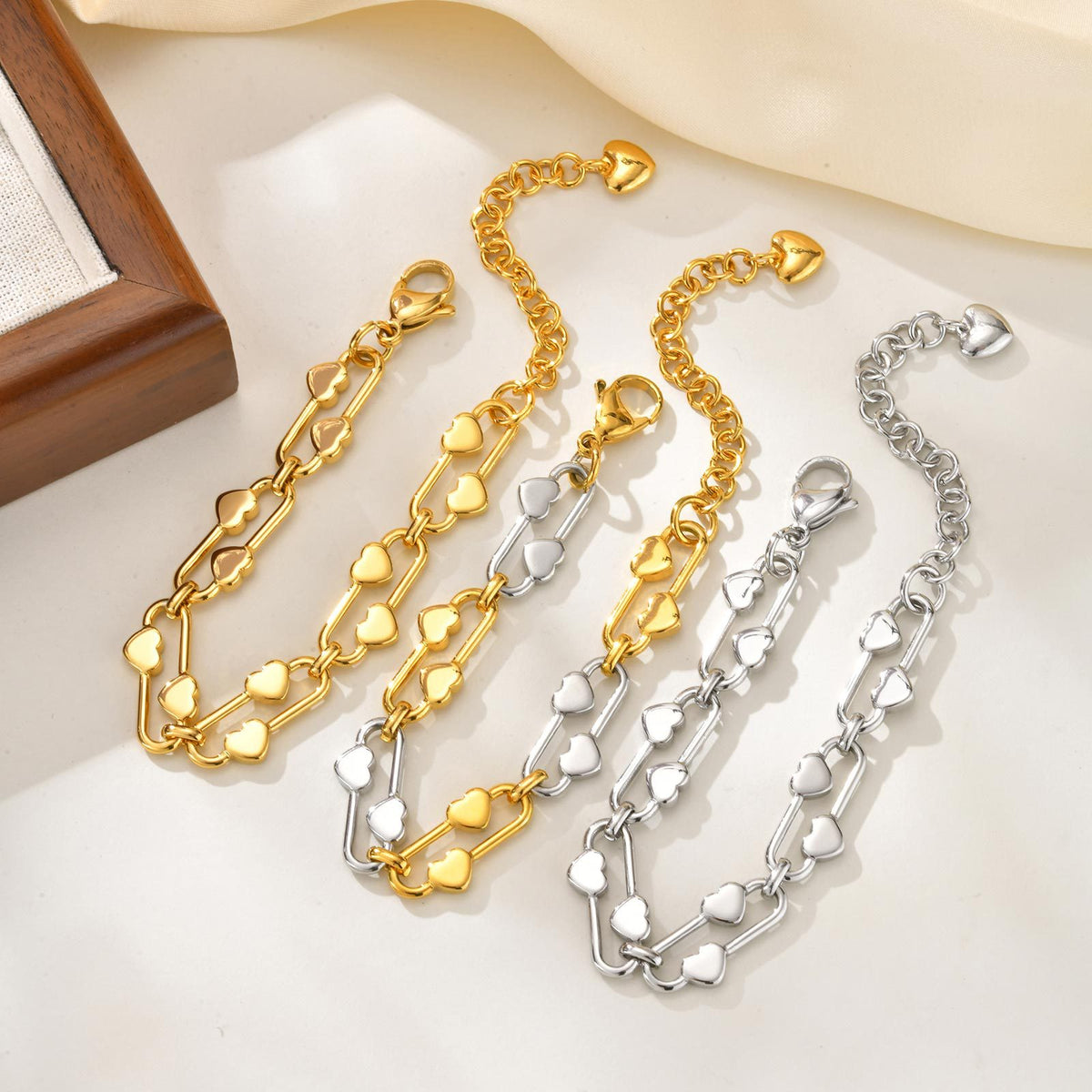 Heart Gold-Plated Stainless Steel Bracelet Unisex