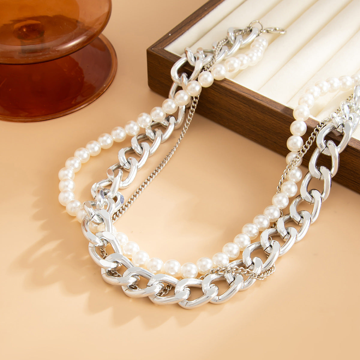 Pearl & Irregular Chain Layered Necklace